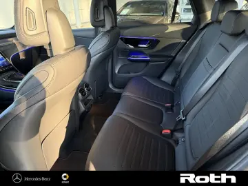 MERCEDES-BENZ GLC 300 AMG Pano AHK Night Winterp Digital 360