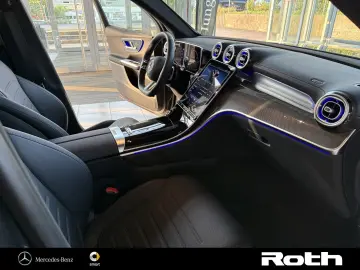 MERCEDES-BENZ GLC 300 AMG Pano AHK Night Winterp Digital 360