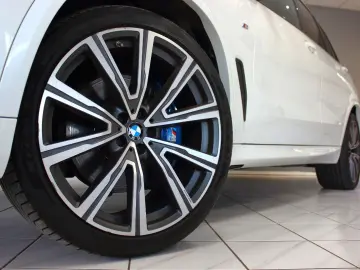 BMW X5 xDrive30dA M-SPORT~DEUTSCH UNFALLFREI 7SITZ~
