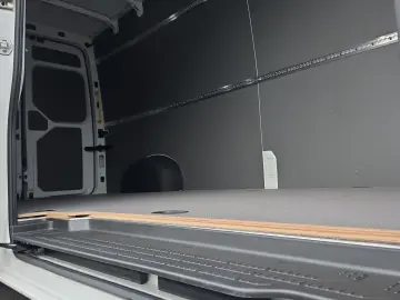 VW Crafter Kasten TDI 130kW langer Radst. VORB. AHK